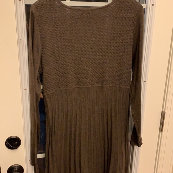 Long top - 4 for $20 - Picture 4 of 4